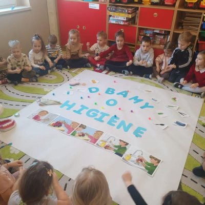zdjęcie do
														 artykułu: Projekt Edukacyjny  Żdrowe życie i pierwsza pomoc dla przedszkolaka Higiena osobista 