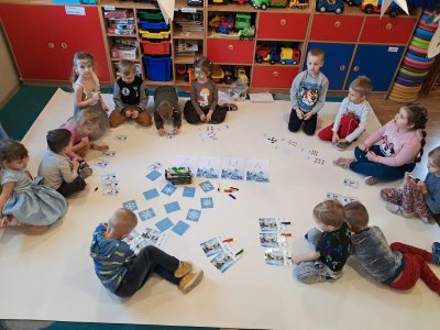 zdjęcie do
														 artykułu: Projekt Cztery pory roku. Zima, cz.1 Wprowadzenie elementów pedagogiki Montessorii.